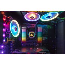 Corsair Vengeance RGB PRO - Black - Product Image 1