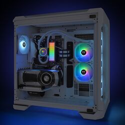 Thermaltake Floe RC240 - White - Product Image 1