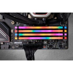 Corsair Vengeance RGB PRO - Black - Product Image 1