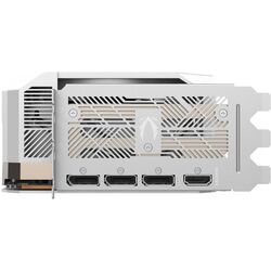 Zotac GeForce RTX 5090 SOLID OC WHITE - Product Image 1