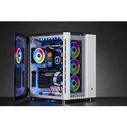 Corsair Crystal 680X RGB - White - Product Image 1