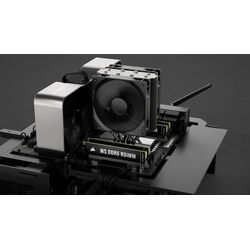 Corsair WS ECC - Product Image 1