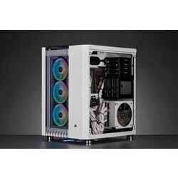 Corsair Crystal 680X RGB - White - Product Image 1