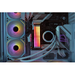 Kingston FURY Renegade RGB - Product Image 1